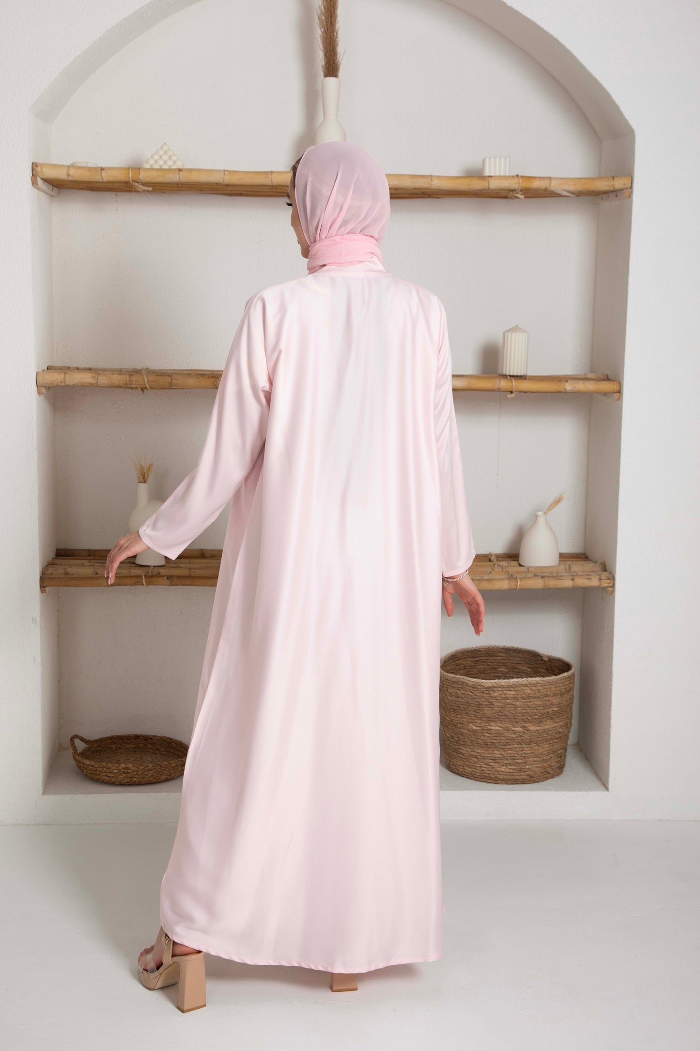 Gentle Aura Abaya