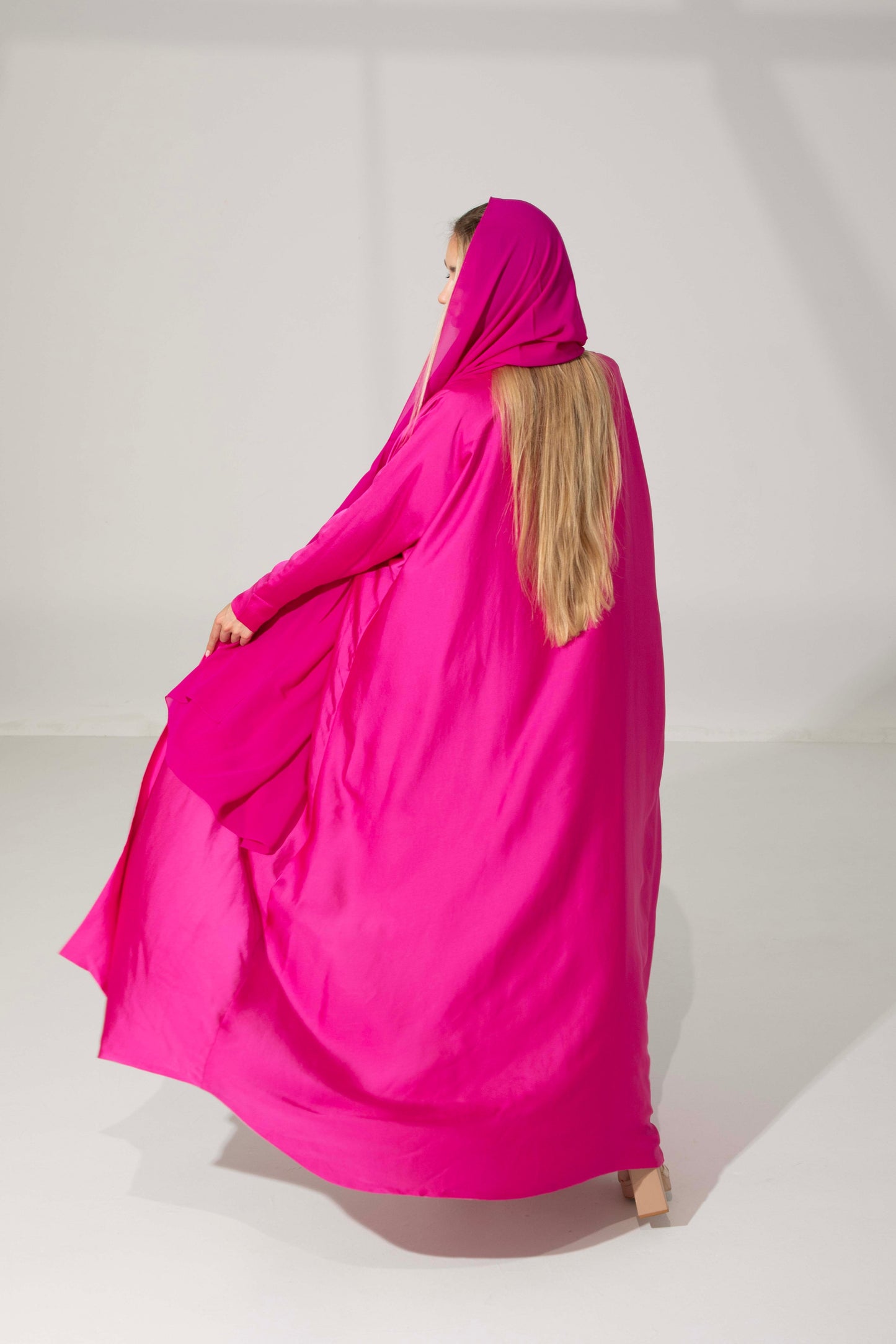 Bahraini Bliss Abaya